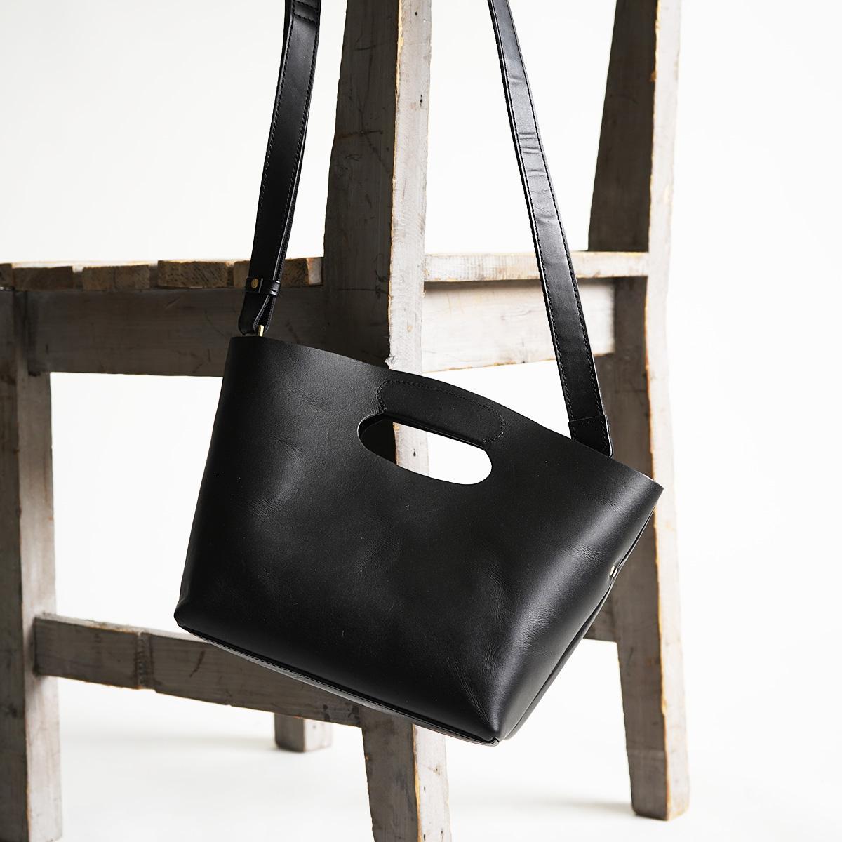 VIレザー（姫路レザー）　くり手ミニショルダーバッグ