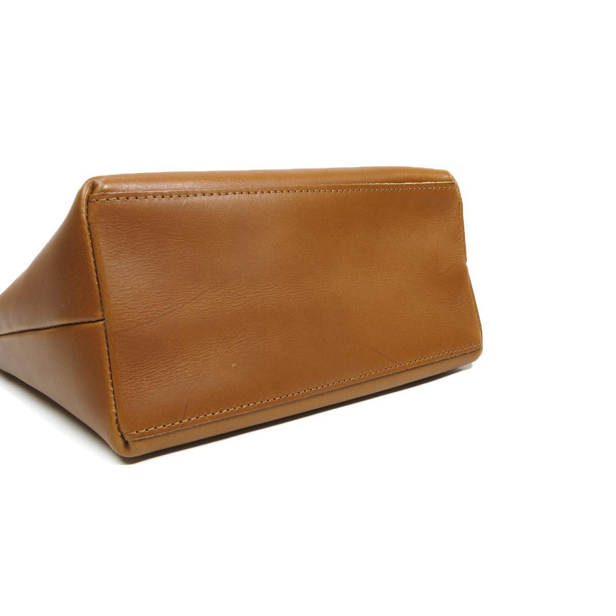 VIレザー（姫路レザー）　くり手ミニショルダーバッグ