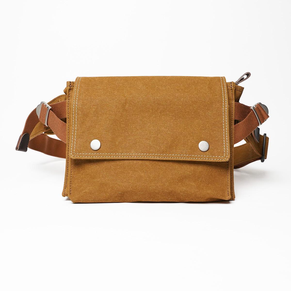 シェルターダック フラップボディバッグ