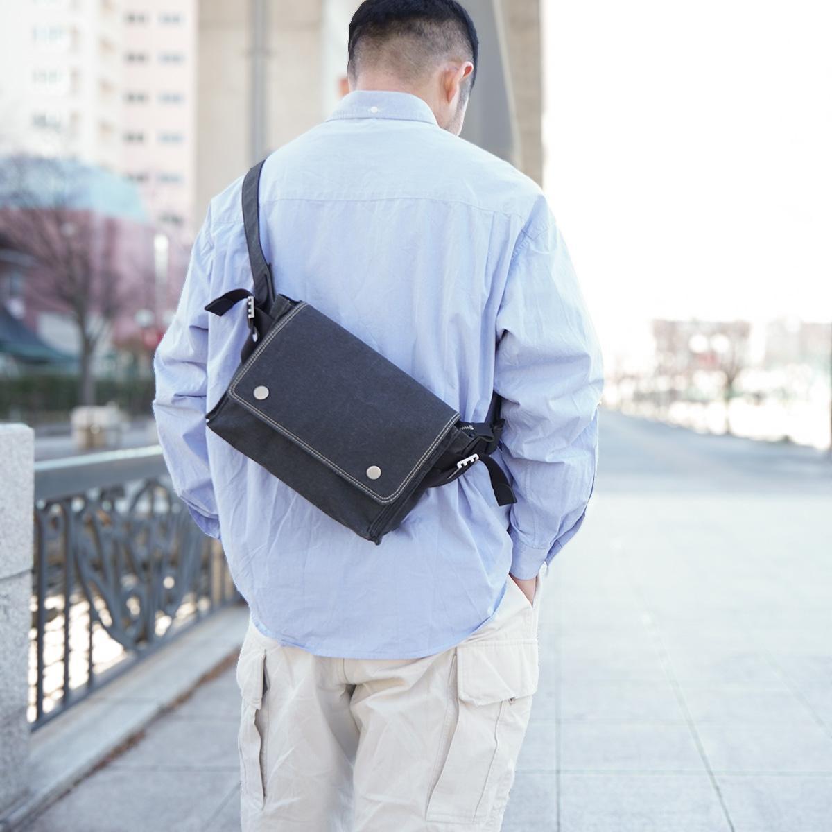 シェルターダック フラップボディバッグ