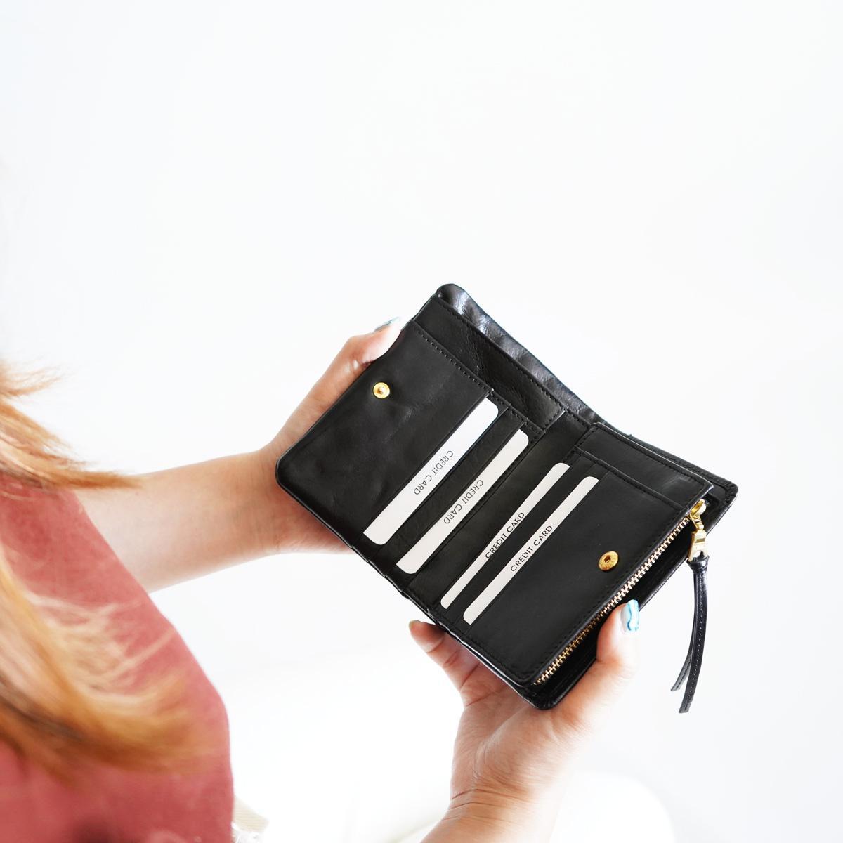 タンポナート　ハーフ財布