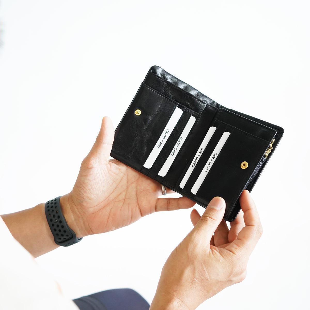 タンポナート　ハーフ財布