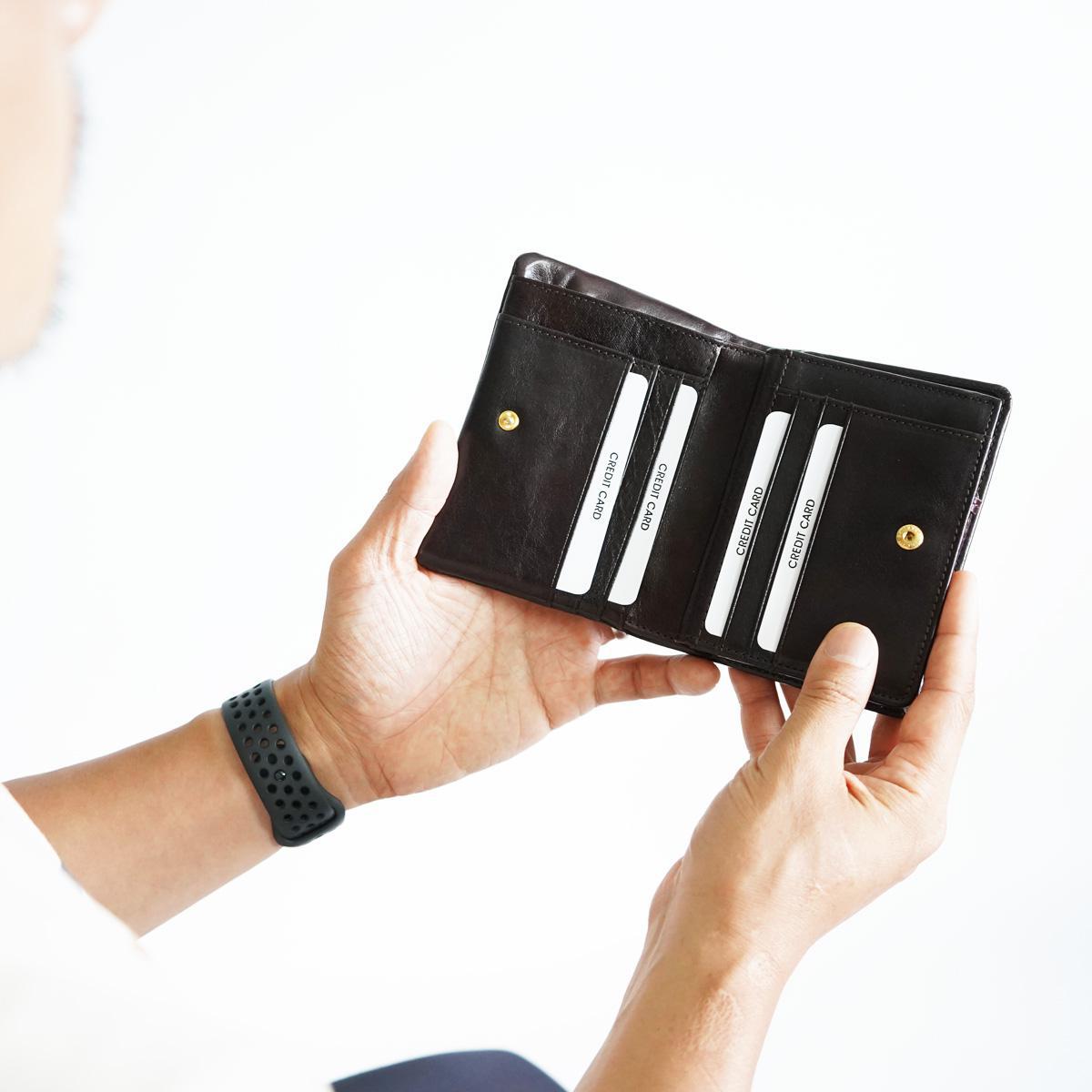 タンポナート　ハーフ財布