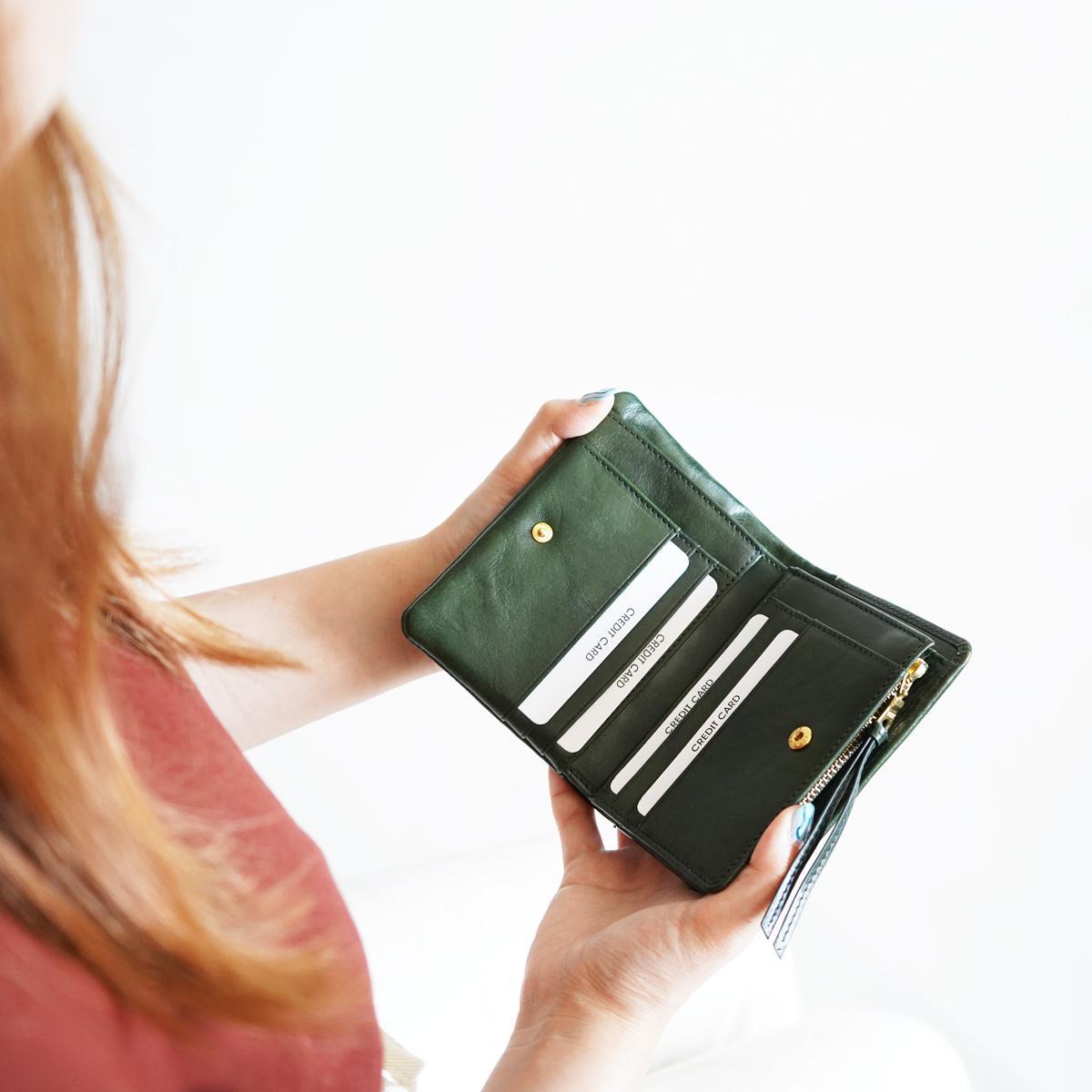 タンポナート　ハーフ財布