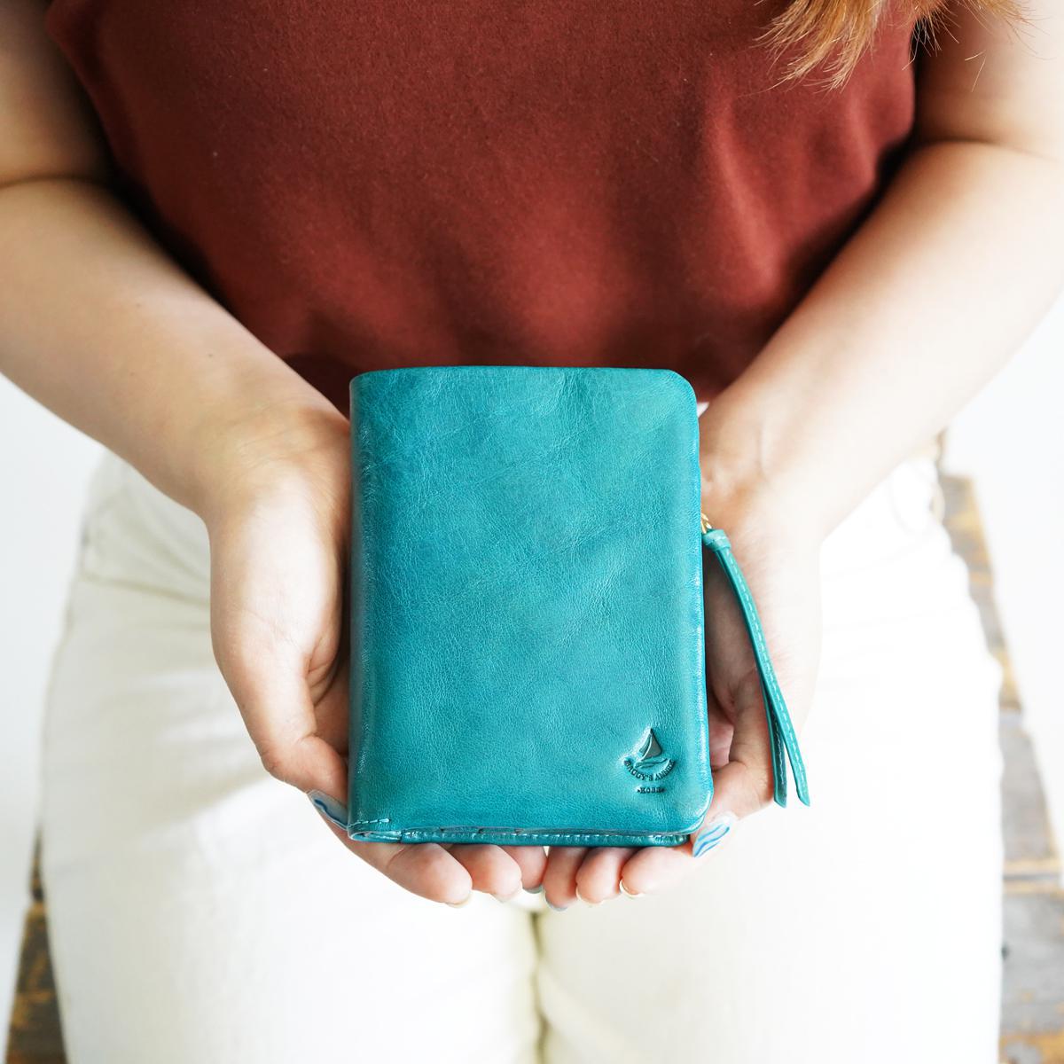 タンポナート　ハーフ財布