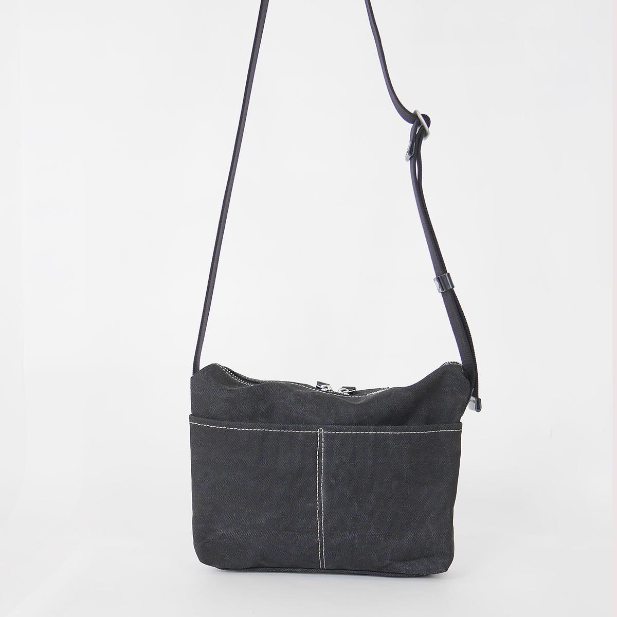 フェイス　キーリング付きショルダーバッグ（Sサイズ）