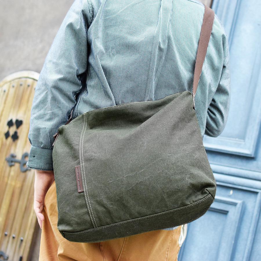 フェイス　キーリング付きショルダーバッグ（Lサイズ）