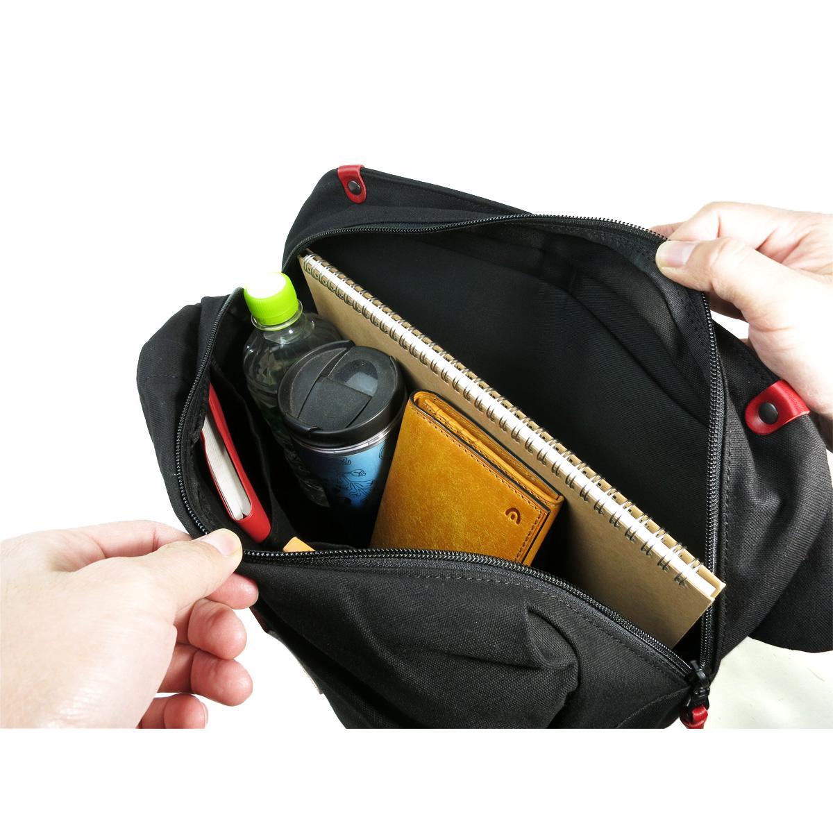 BLACK帆布　横ショルダーバッグ