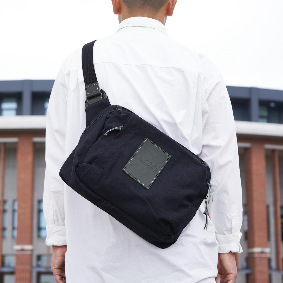 BLACK帆布　横ショルダーバッグ