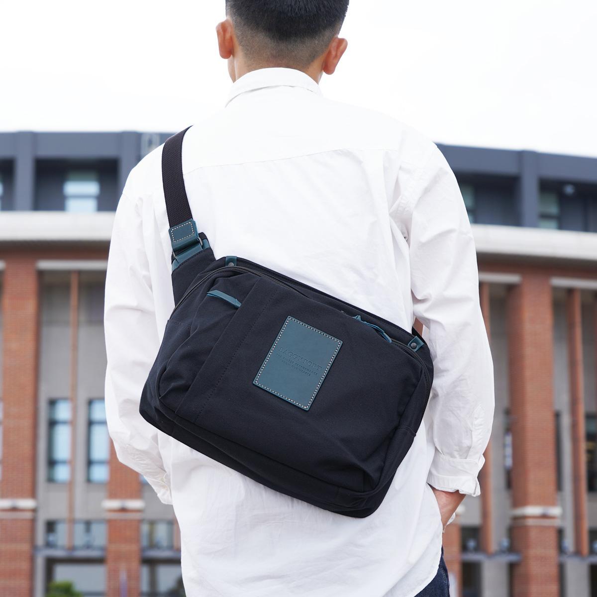 BLACK帆布　横ショルダーバッグ