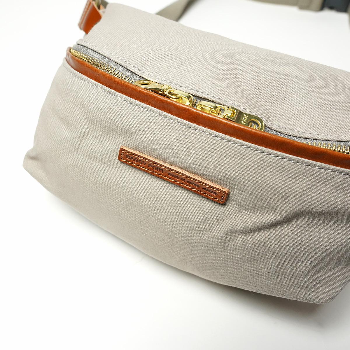 BLACK セパレートミニボディバッグ