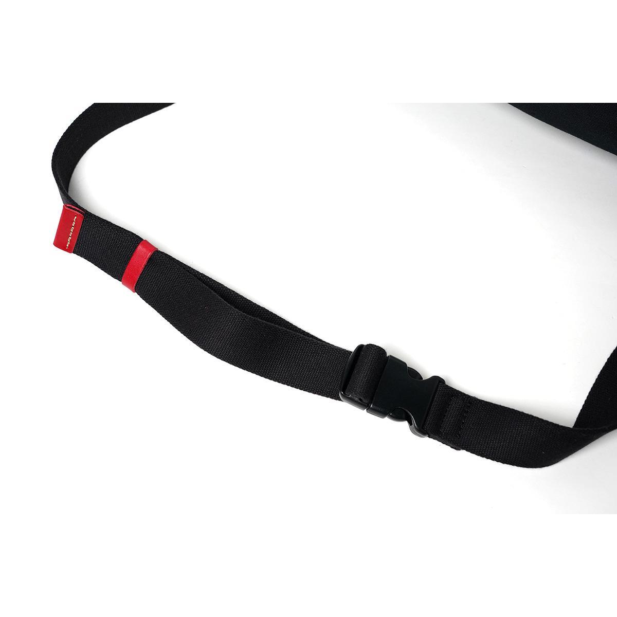 BLACK セパレートミニボディバッグ