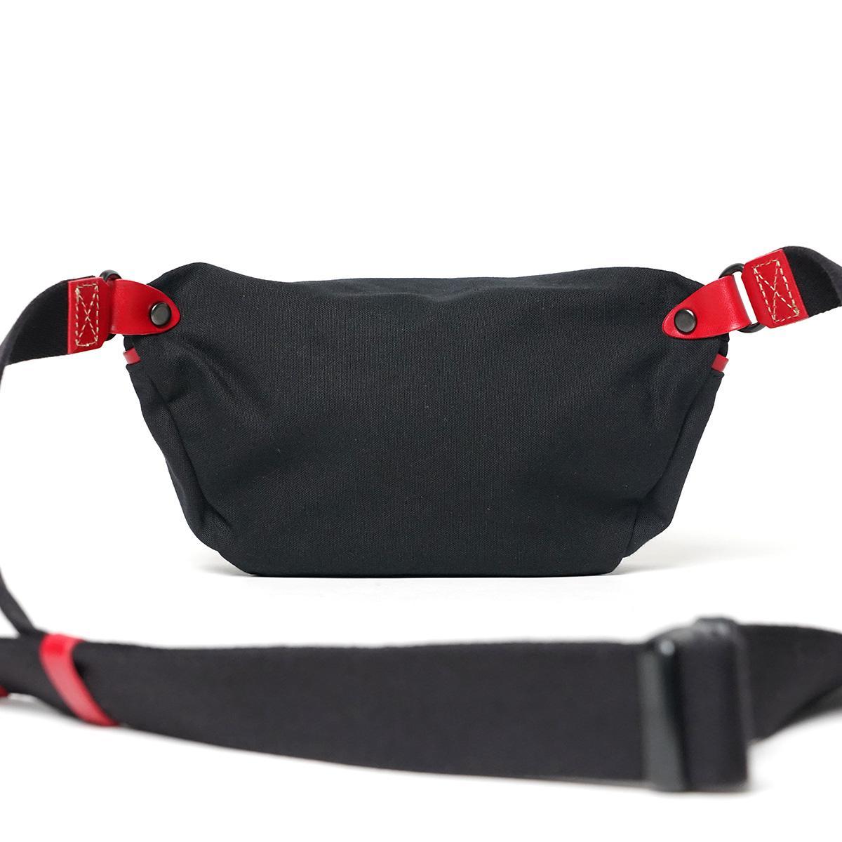 BLACK セパレートミニボディバッグ