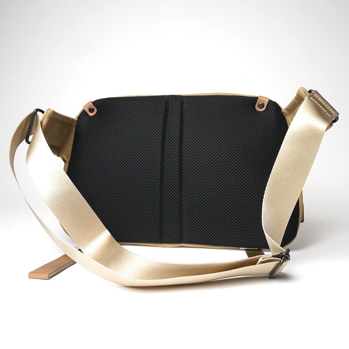 MINOTECH ミノテックレイヤー ボディバッグ