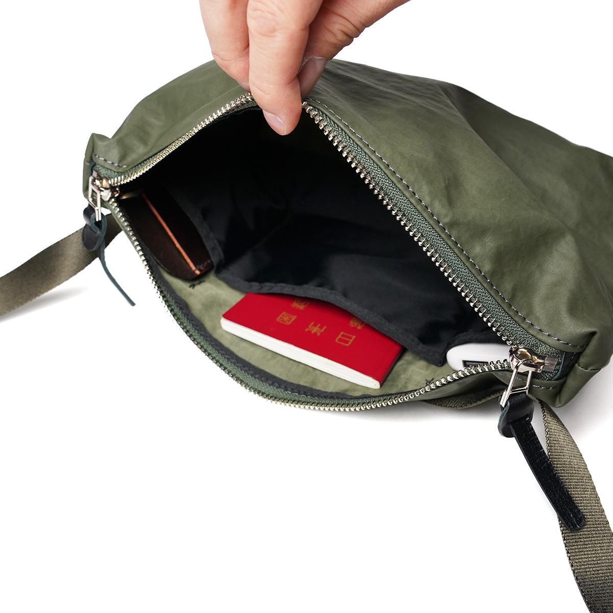 GRINZA -グリンザ- 舟形ミニショルダーバッグ