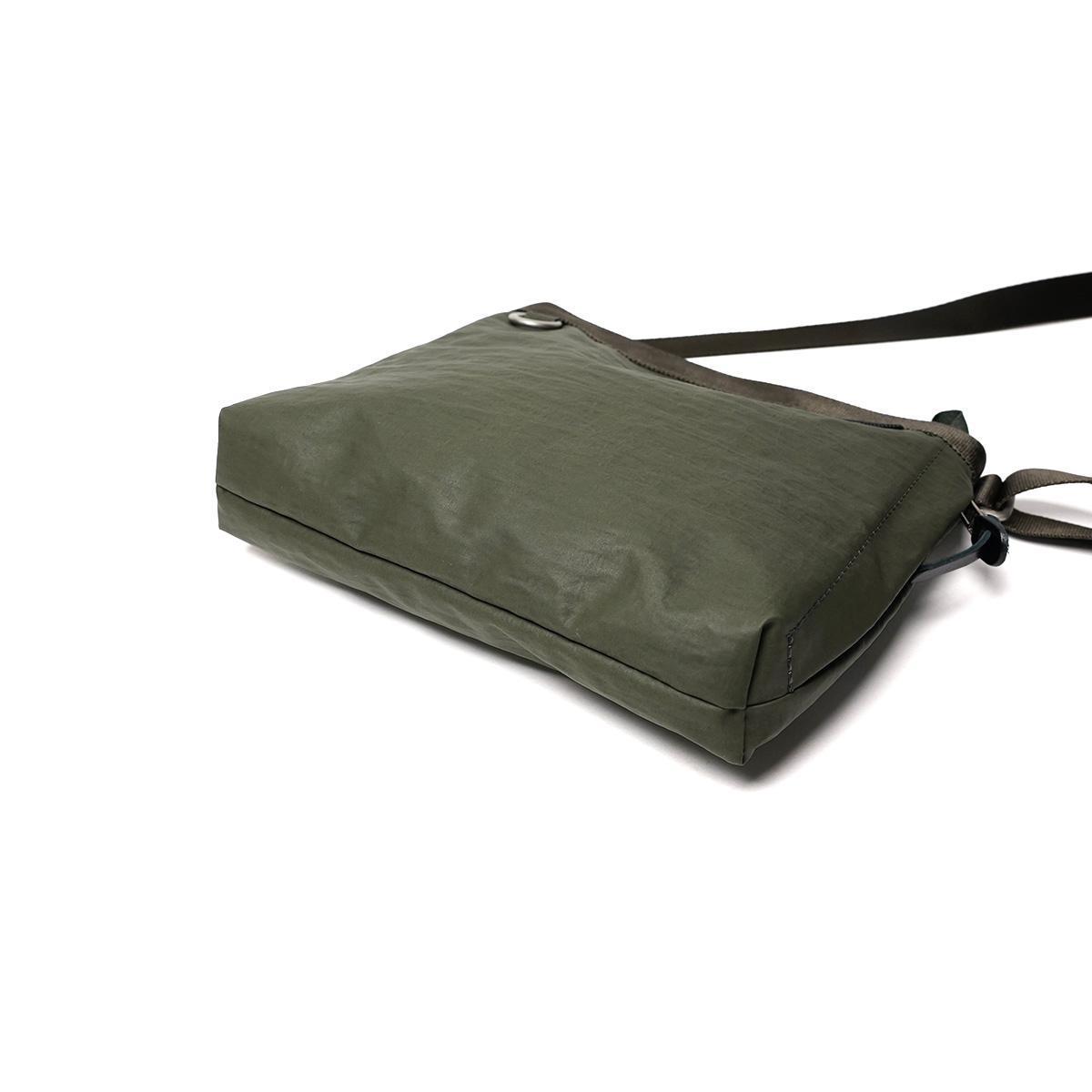 GRINZA -グリンザ- タテ型ミニショルダーバッグ