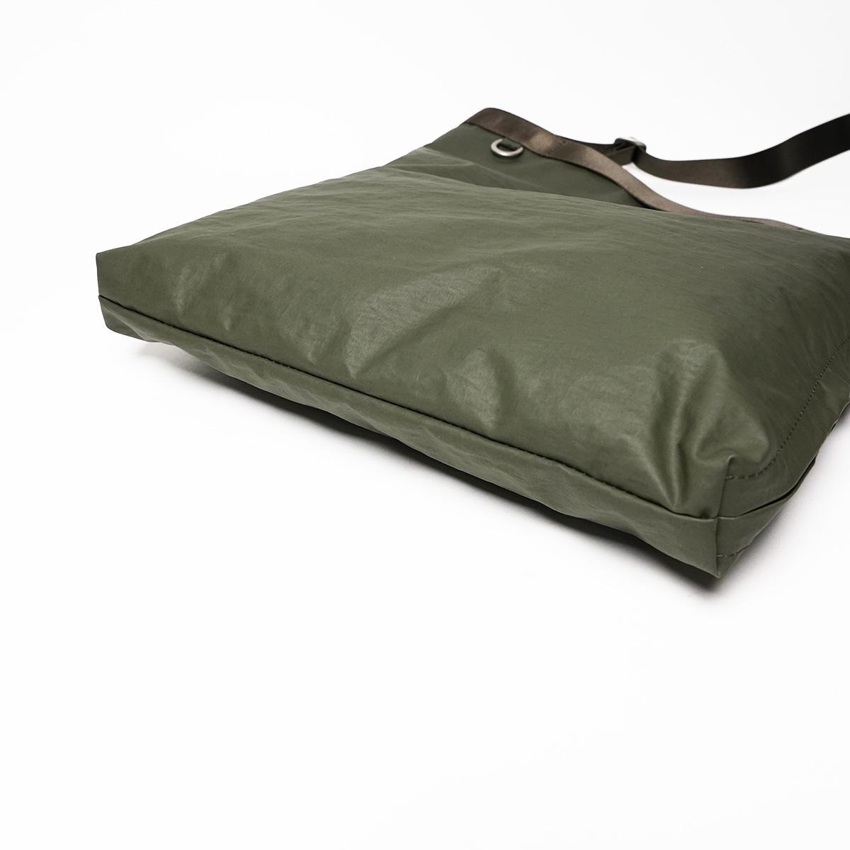 GRINZA -グリンザ- フラットショルダーバッグ