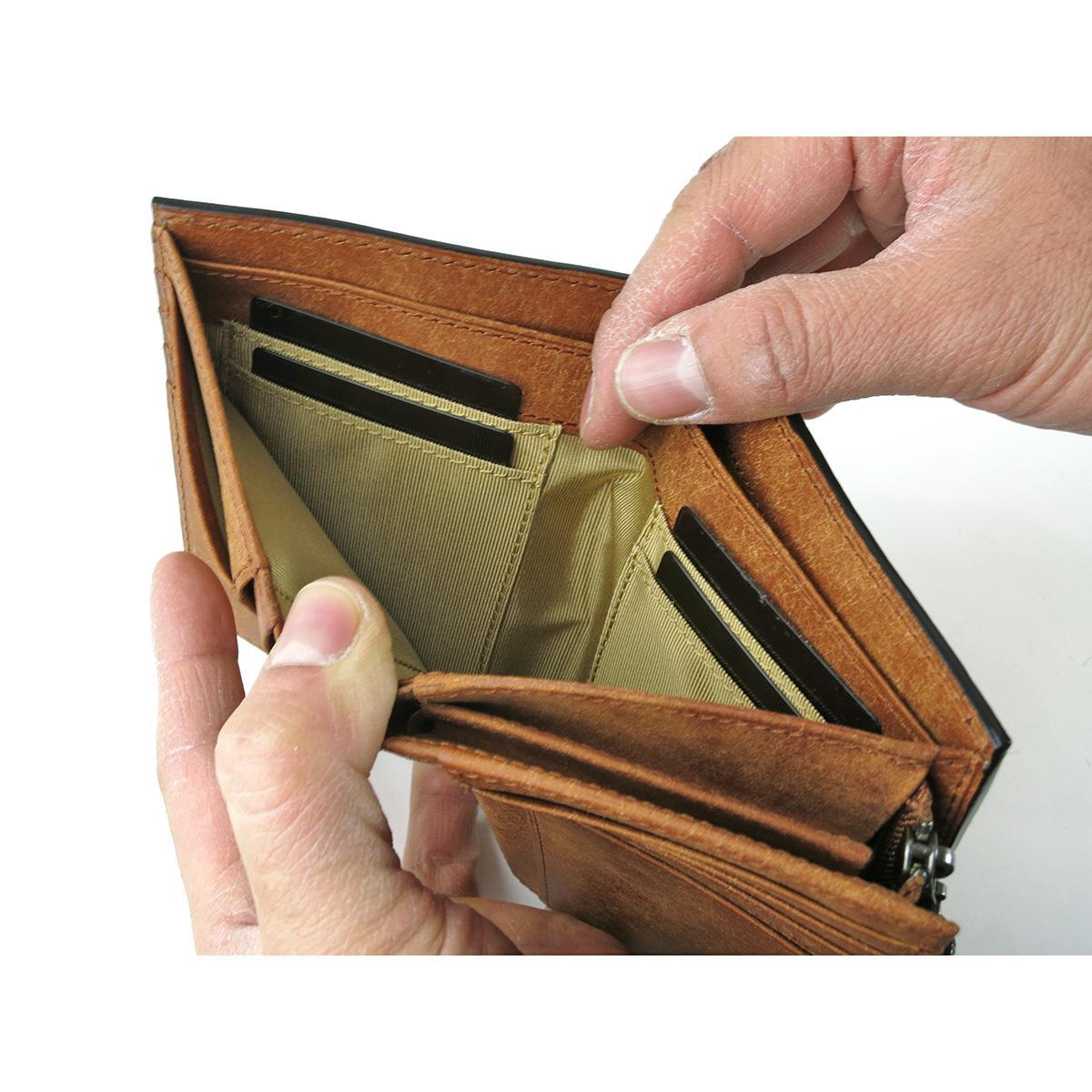 ブオナ　ハーフ財布