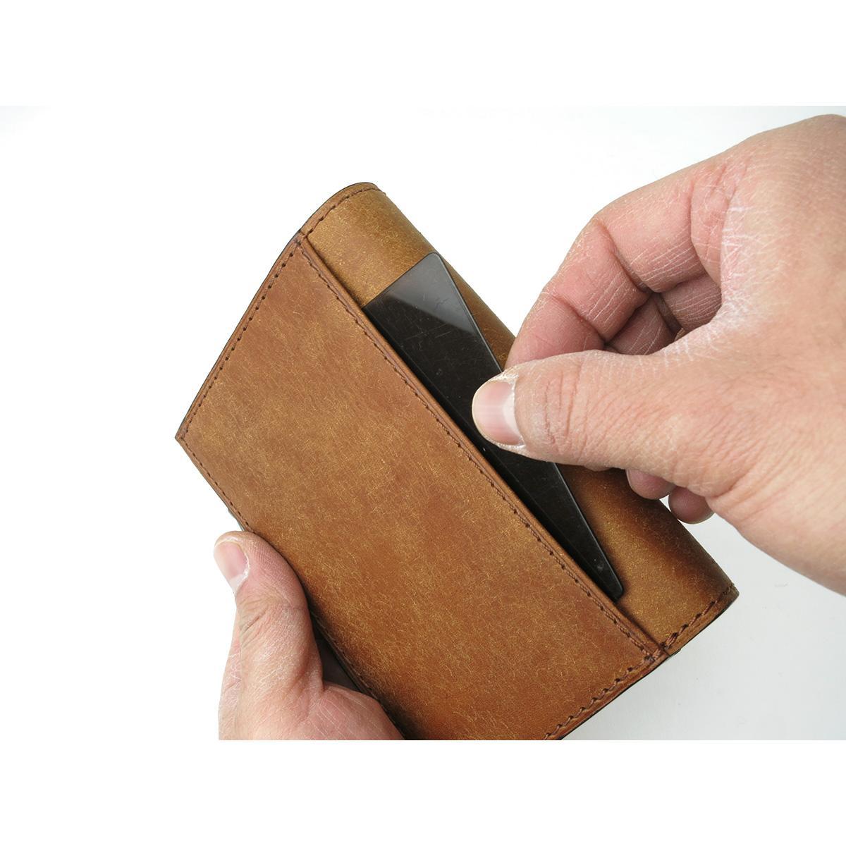 ブオナ　ハーフ財布