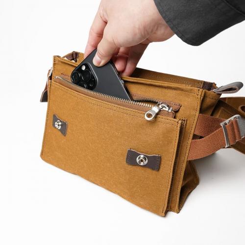 シェルターダック フラップボディバッグ