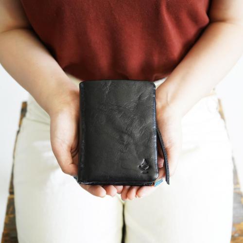 タンポナート　ハーフ財布