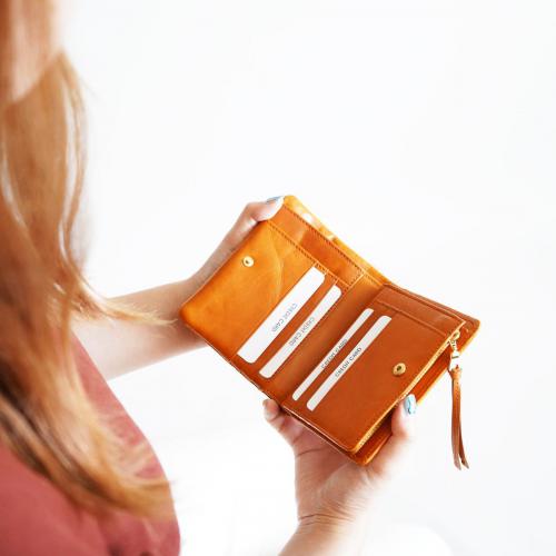 タンポナート　ハーフ財布