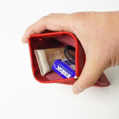 オイルシュリンクソフトレザー 板バネ小物入れ