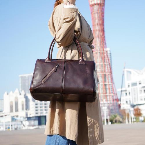 オイルバケッタ ボストンバッグ
