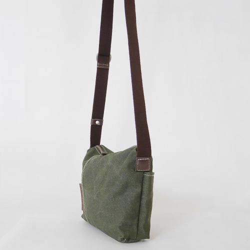 フェイス　キーリング付きショルダーバッグ（Sサイズ）