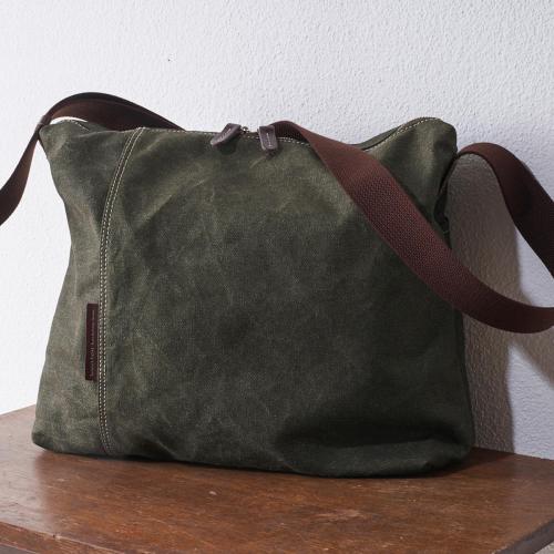 フェイス　キーリング付きショルダーバッグ（Lサイズ）