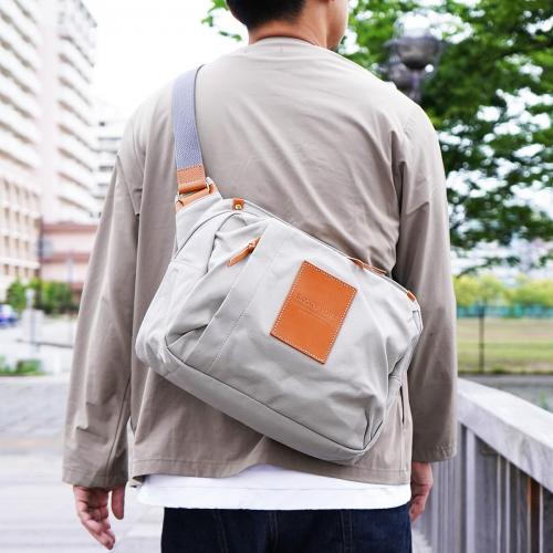 BLACK帆布　横ショルダーバッグ