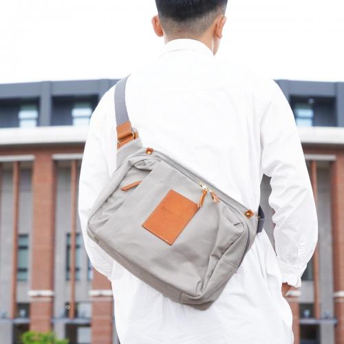 BLACK帆布　横ショルダーバッグ