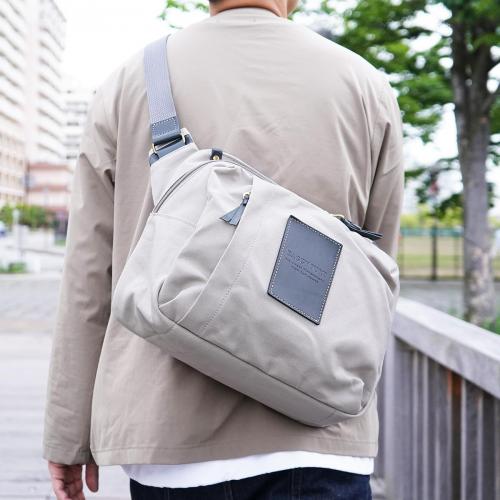 BLACK帆布　横ショルダーバッグ