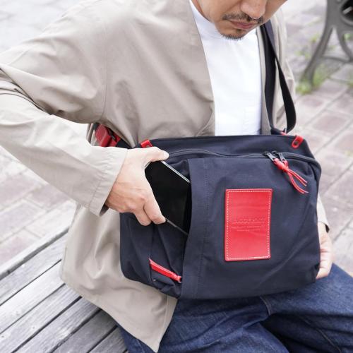 BLACK帆布　横ショルダーバッグ