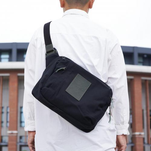 BLACK帆布　横ショルダーバッグ