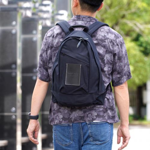 BLACK デイパック