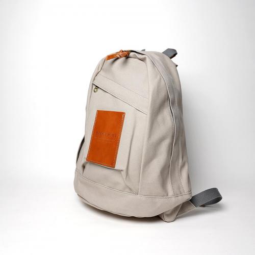 BLACK デイパック