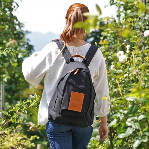 BLACK デイパック