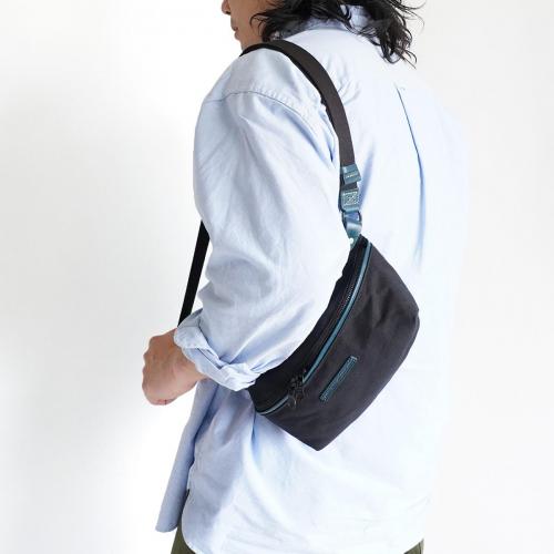 BLACK セパレートミニボディバッグ