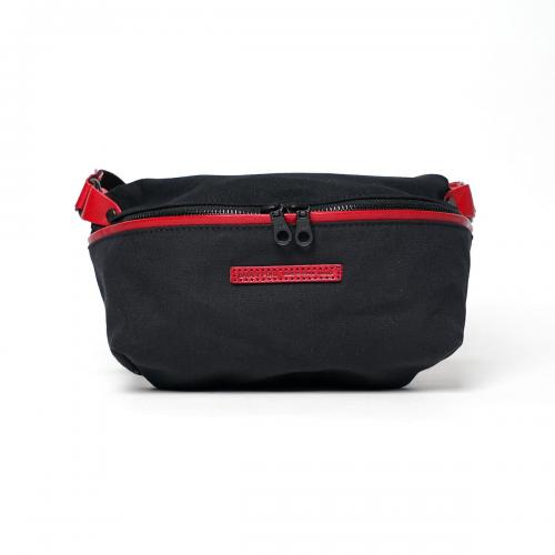 BLACK セパレートミニボディバッグ