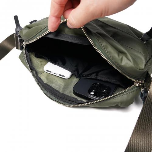 GRINZA -グリンザ- ヨコ型ミニショルダーバッグ