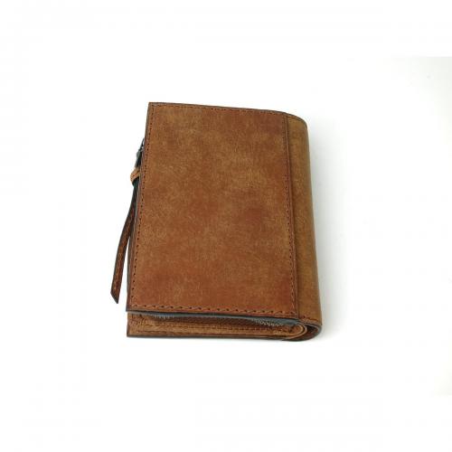 ブオナ　ハーフ財布