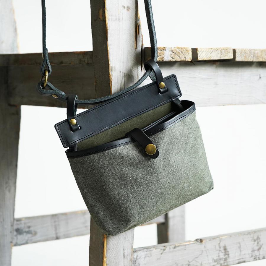 防水アウトドア　ウエストバッグ